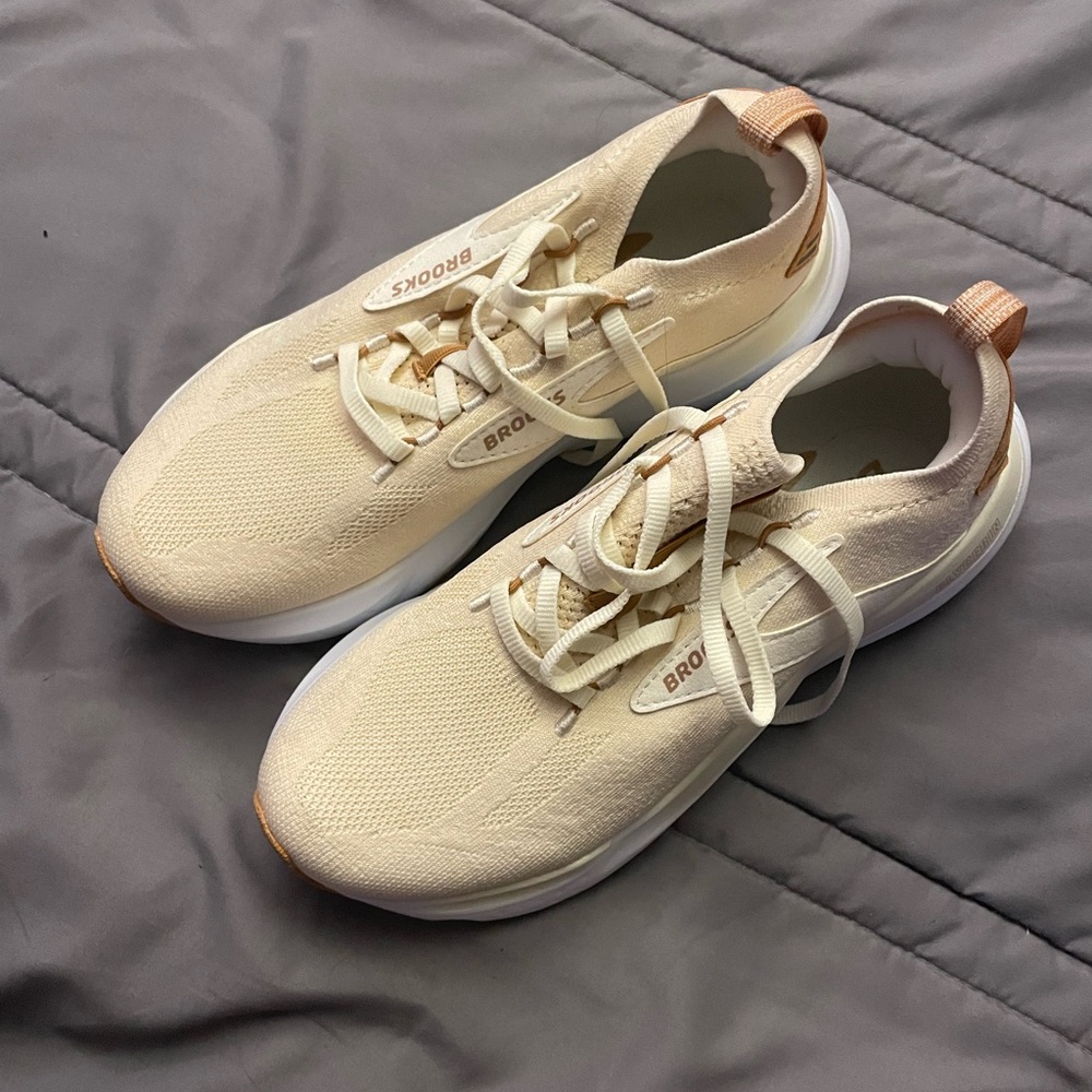 WOMEN'S GLYCERIN STEALTHFIT 21 MARSHMALLOW/CREAM/BISCUIT